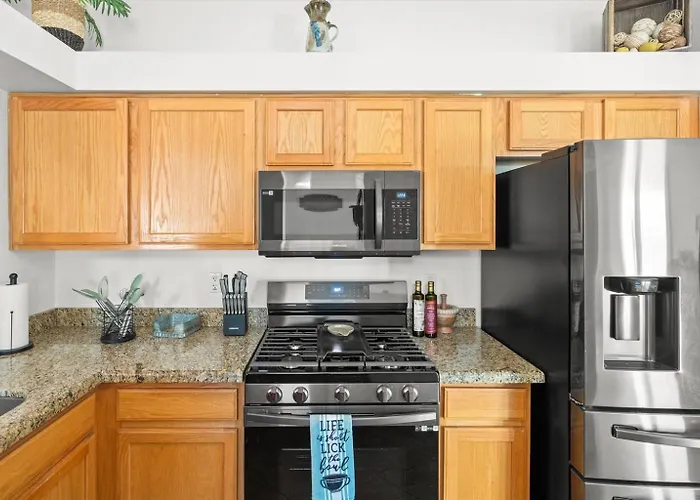 Fully Furnished Workspace 30 Day * Phoenix